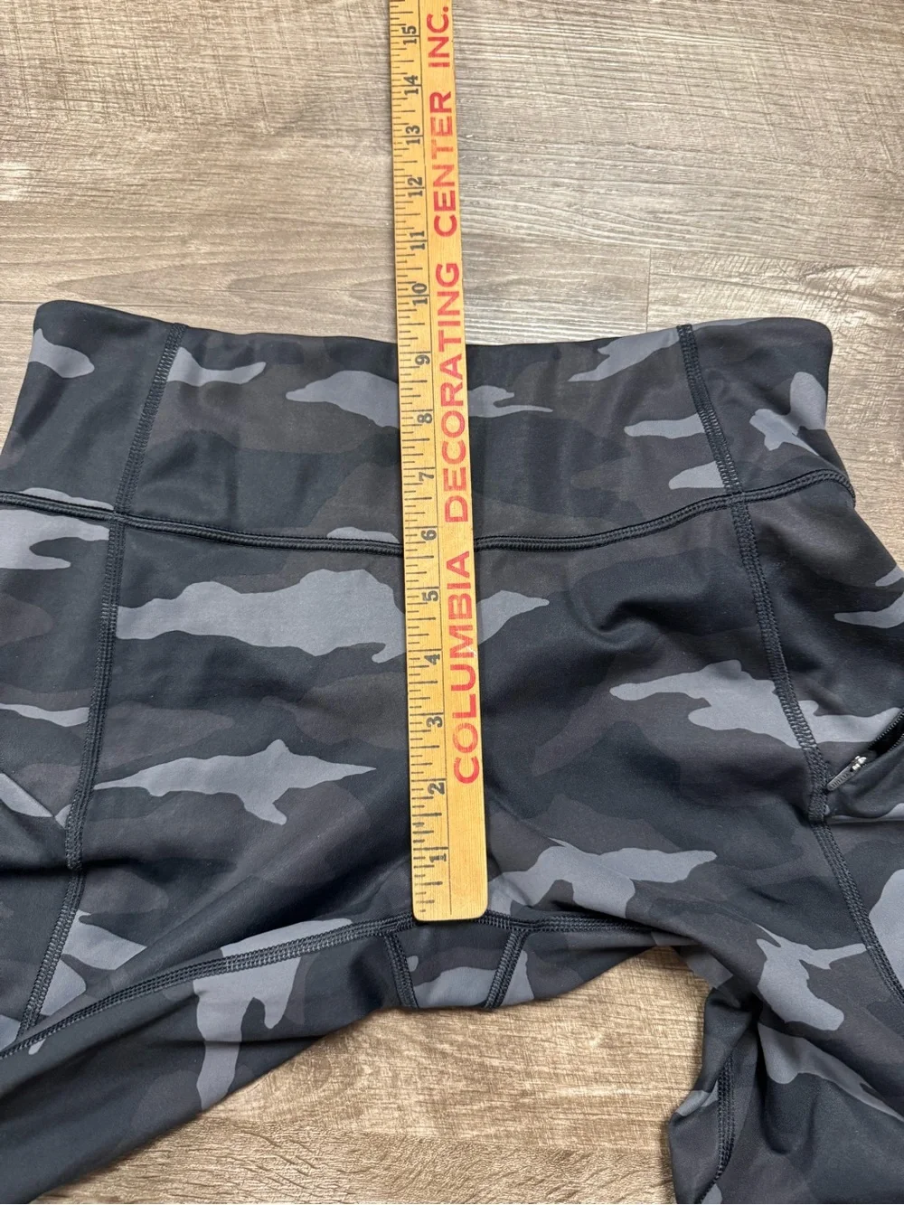 Athleta Camo Contender 7/8 Tight in Powerlift Size Small - Picture 5 of 9